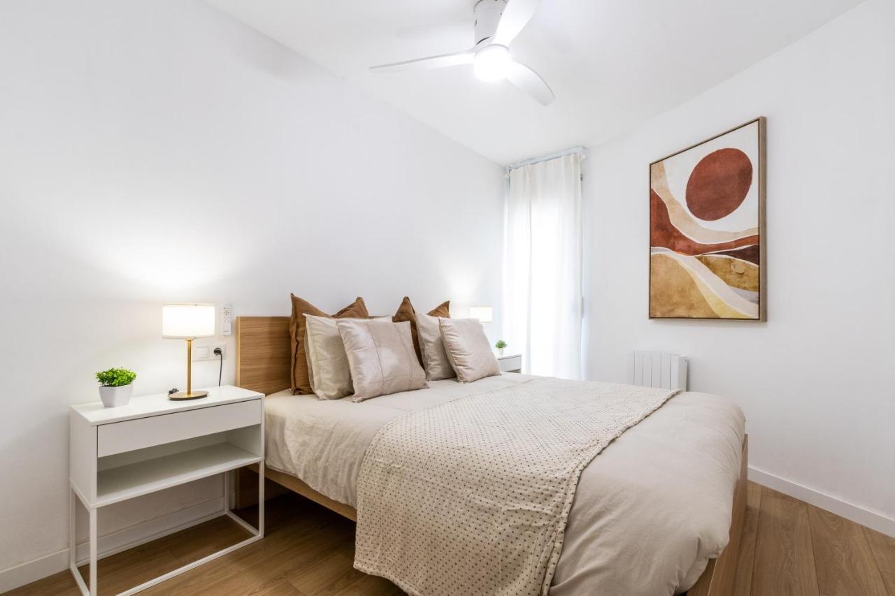 Exclusive Apartments Barcelona 4 Personas Torrella Terrassa Exterior photo